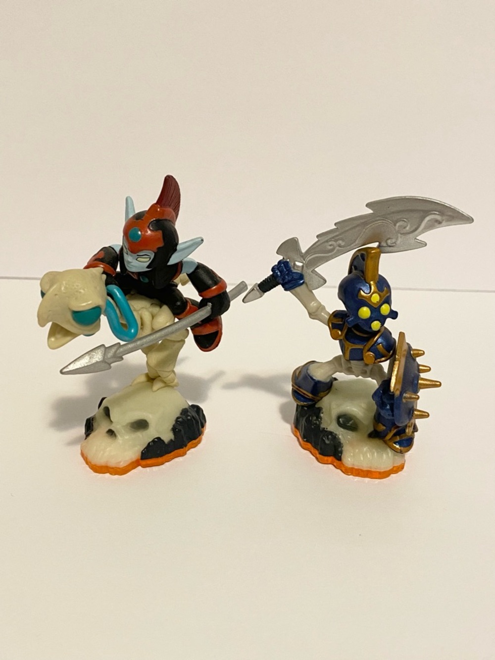 Skylanders Giants Undead Element Character Fright Rider Chop Chop Orange Base